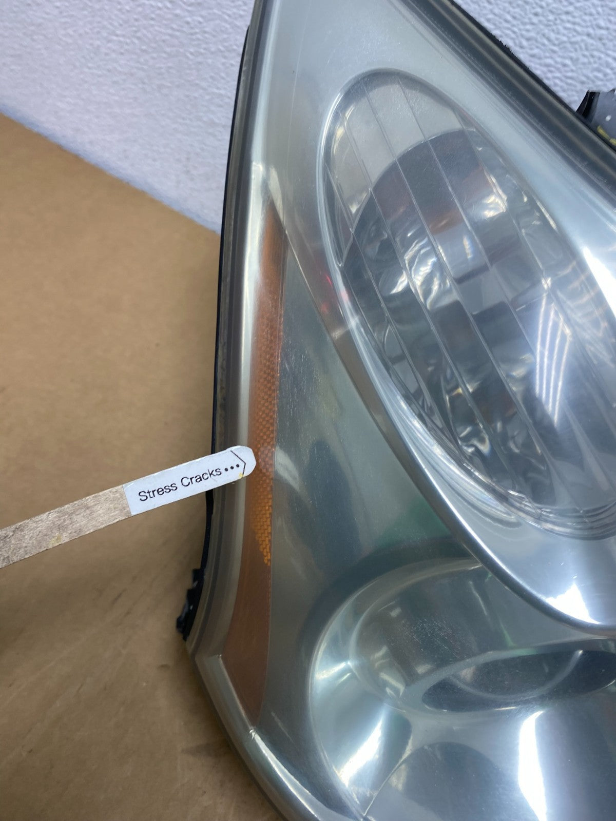 2004 - 2009 Lexus RX330 RX350 Xenon Right Passenger Side Headlight AC7524 DW4