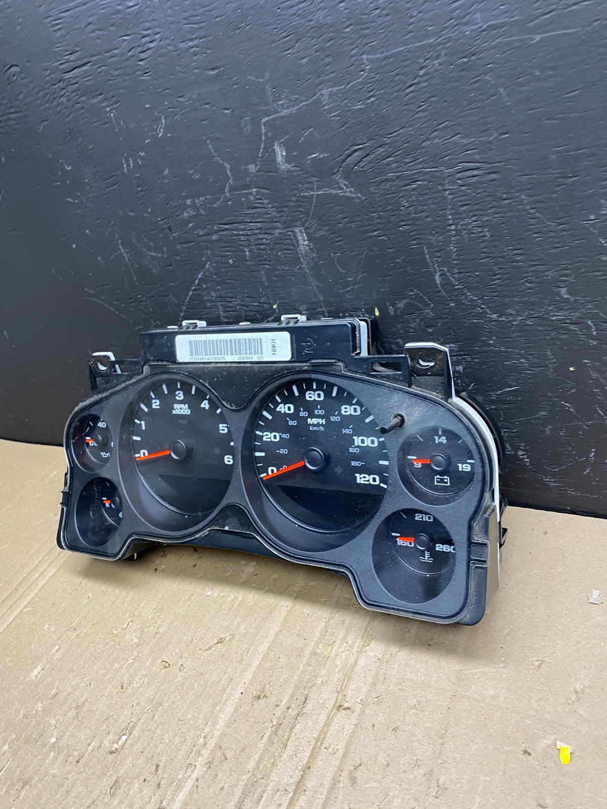 2007 2012 GMC Yukon Tahoe Sierra Speedometer Cluster Gauge Oem AB9056 DG2