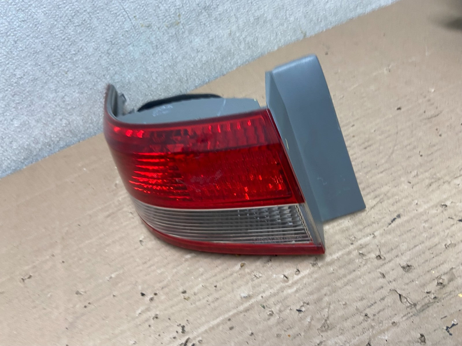 2003 to 2004 Honda Accord Sedan Left Driver Lh Side Tail light AA93331 LK1