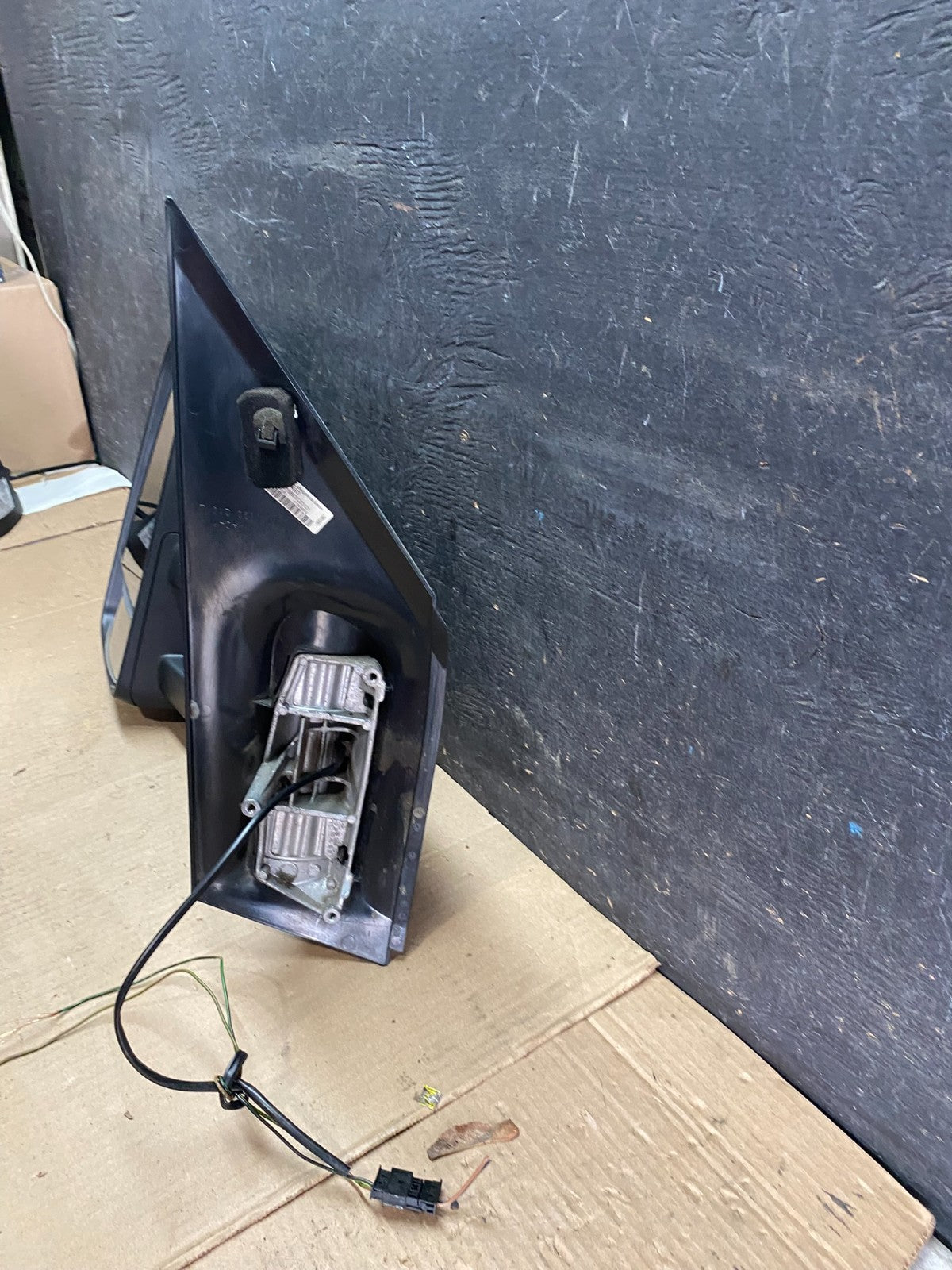 2007 to 2018 Mercedes-Benz Sprinter Left Driver Side View Door Mirror Q5431 DG9