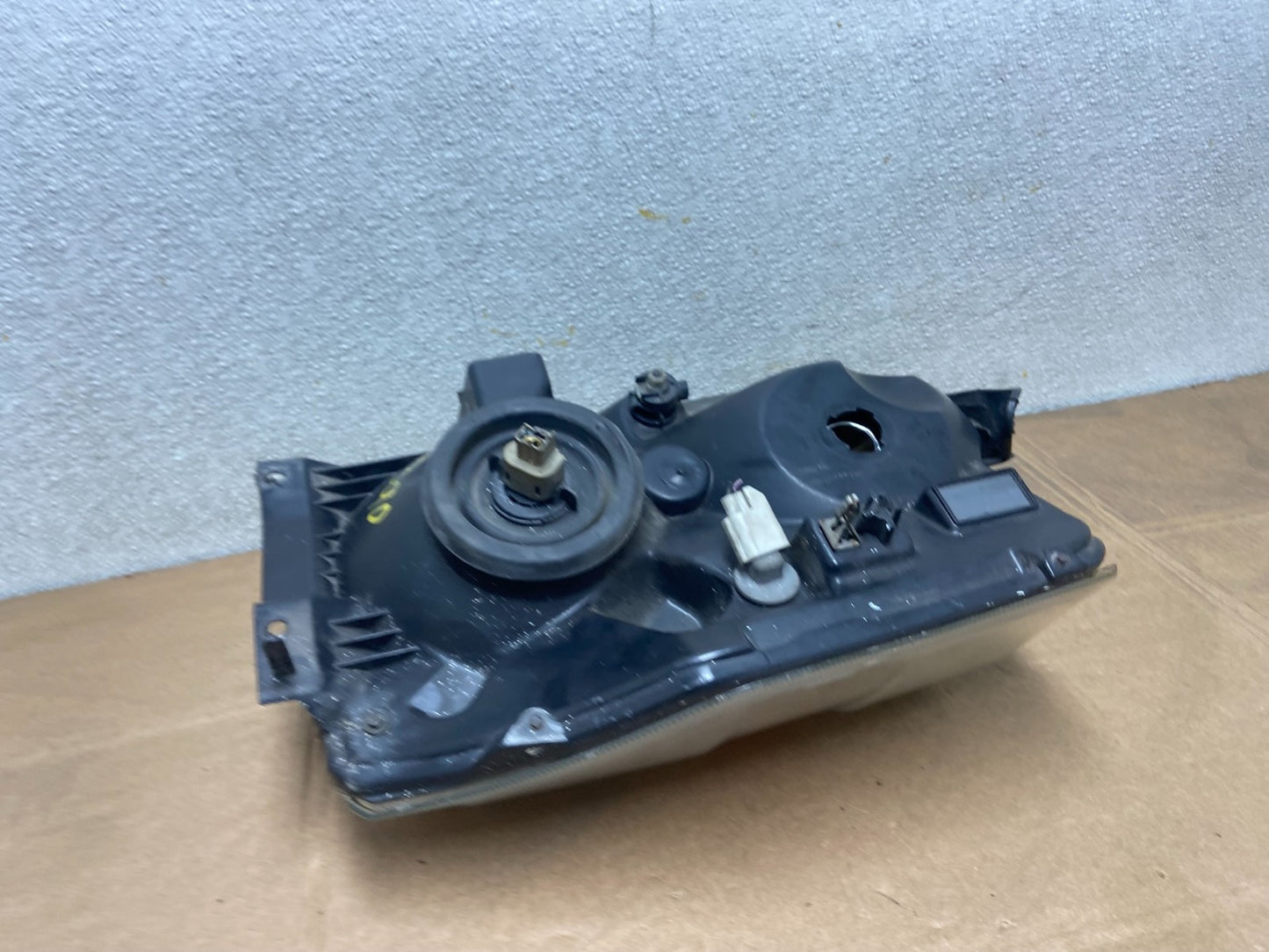 2008-2014 Ford Econoline E150 E250 E350 Right Passenger Headlight Oem Y5085 DW7
