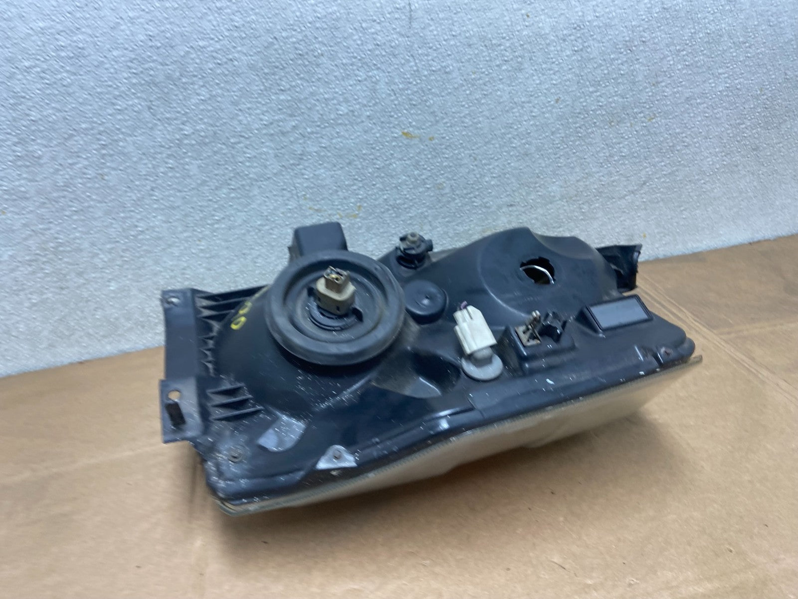 2008-2014 Ford Econoline E150 E250 E350 Right Passenger Headlight Oem Y5085 DW7
