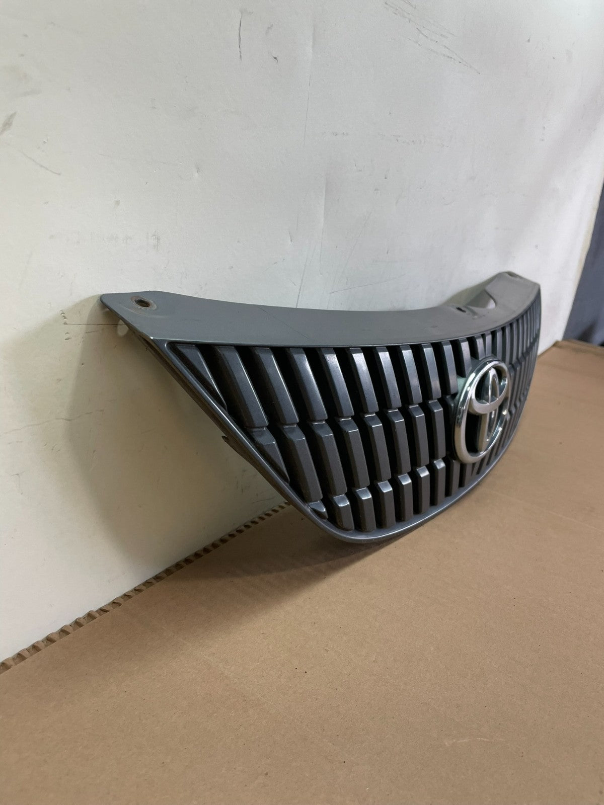 2004 to 2007 Toyota Solara Front Upper Grill Grille AH8553 DG2
