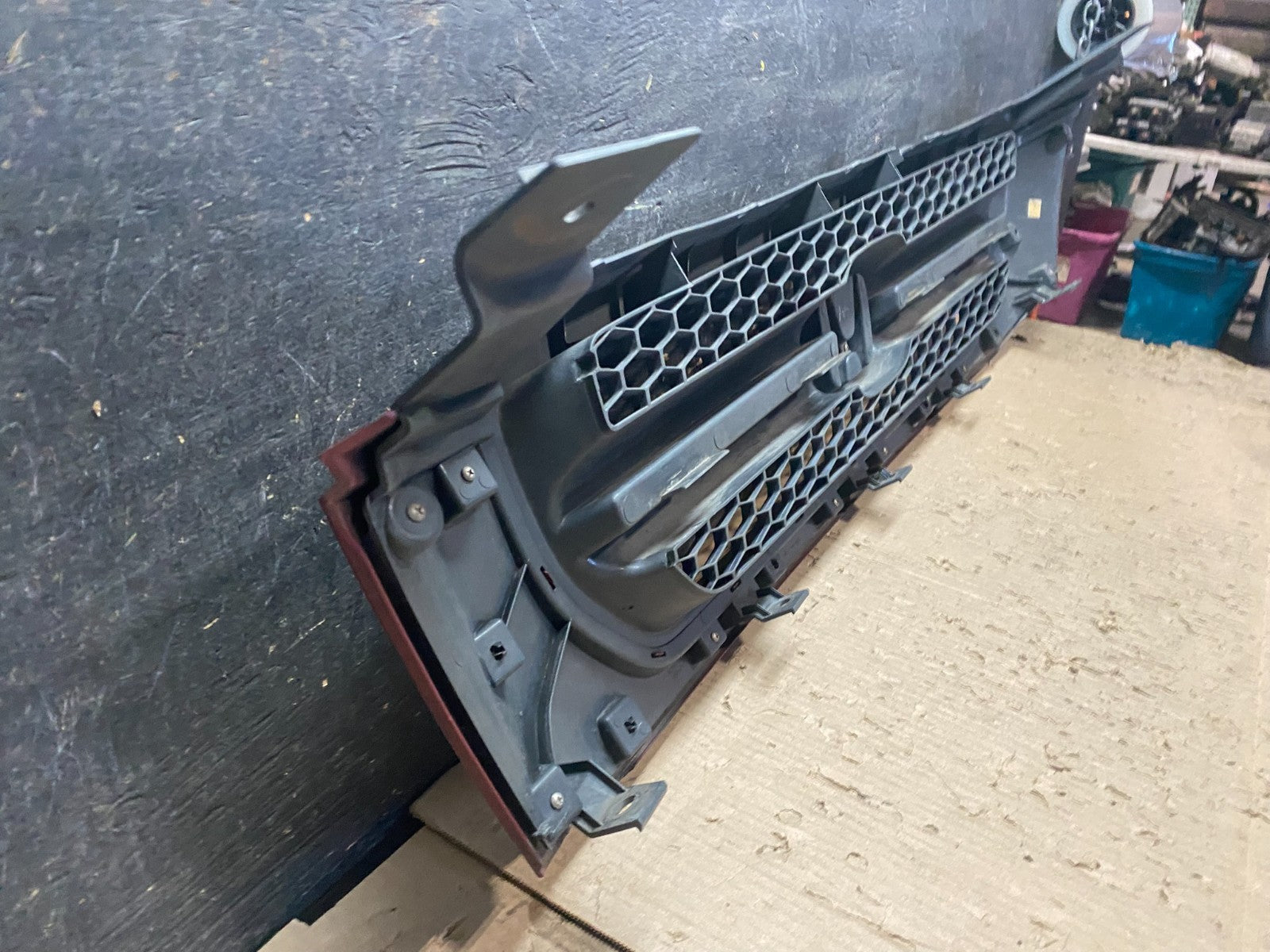 2003 2004 2005 Honda Pilot Front Upper Grill Grille Oem X8285 DG6