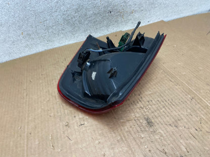 2002 to 2005 Ford Explorer Left Driver Lh Side Tail light AI6693 LK6