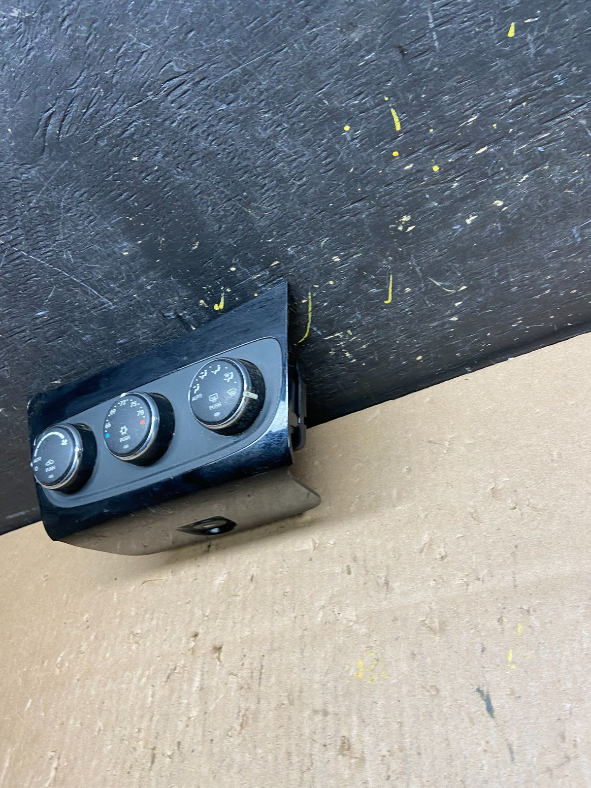 2011 to 2014 Chrysler 200 Heater AC Climate Switch Temperature Control T5975 DG1