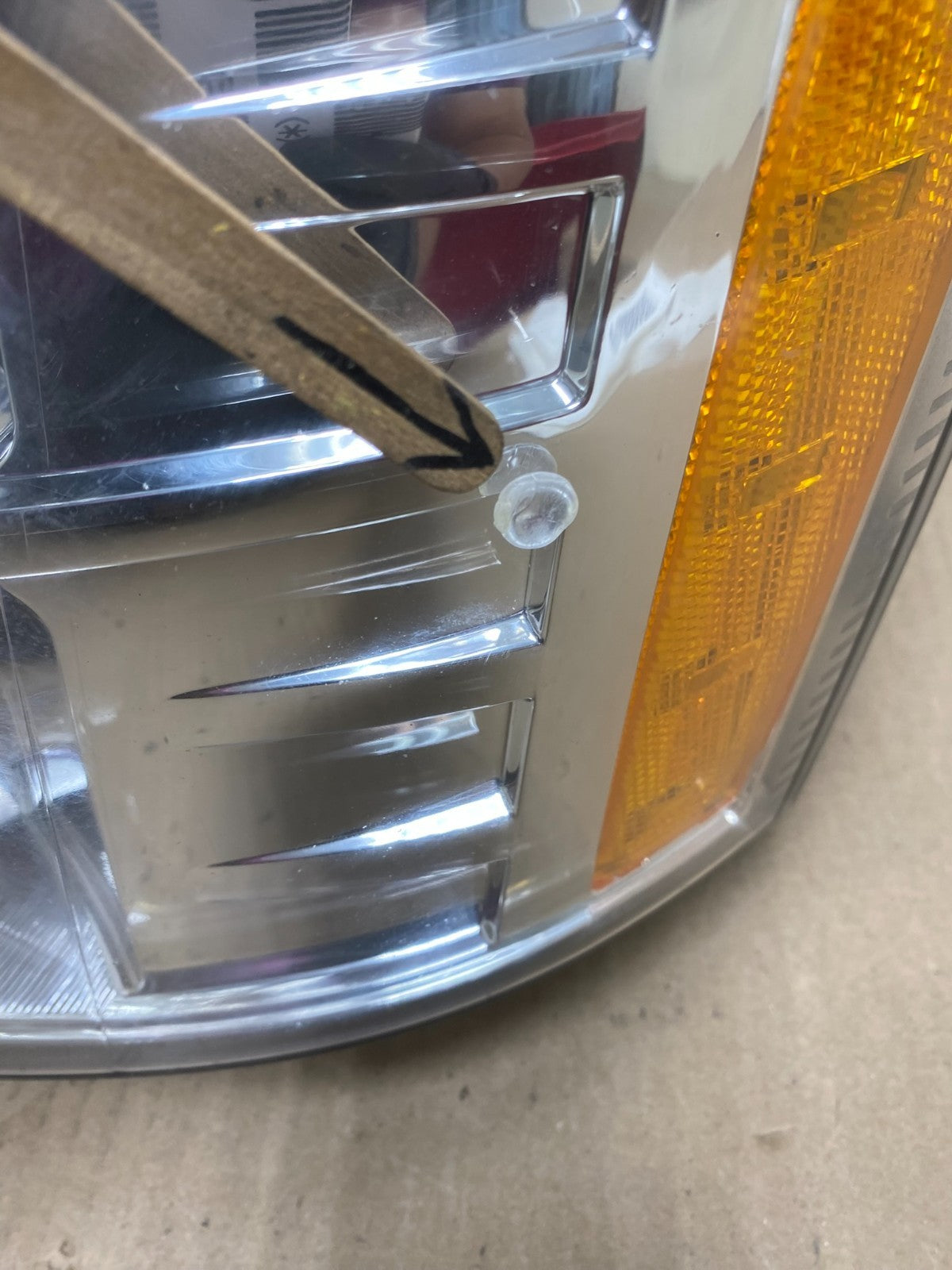 2007 - 2014 Cadillac Escalade Left Driver LH Side Xenon HID Headlight AG6849 DW5