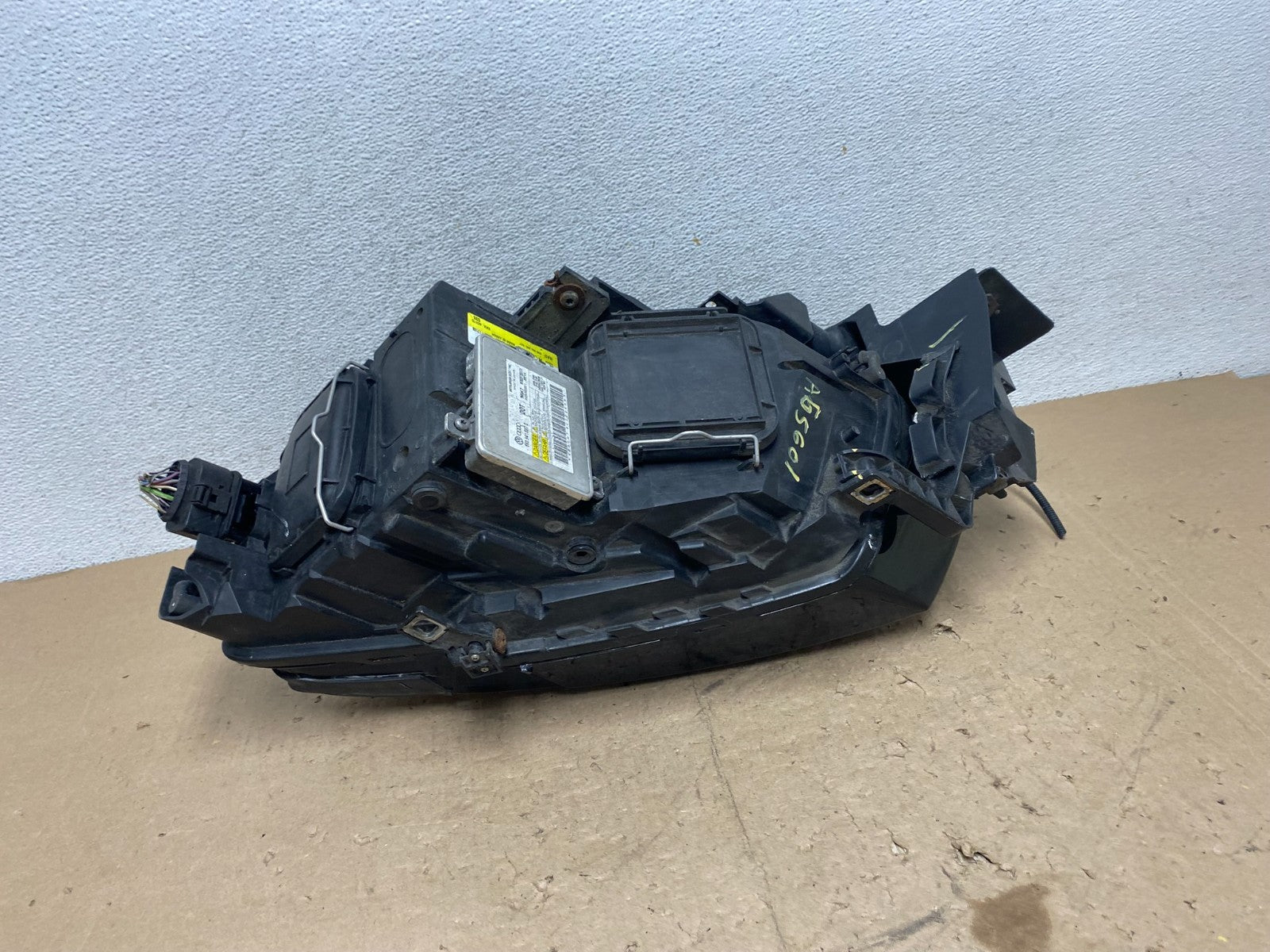 2009 to 2012 Audi Q5 Right Passenger RH Side Xenon HID Headlight AG5601 DW6