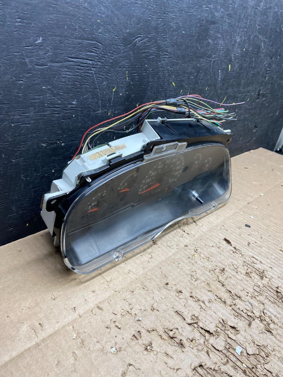2001 - 2002 Ford Econoline E250 E350 Van Speedometer Instrument Cluster v7756 DG1