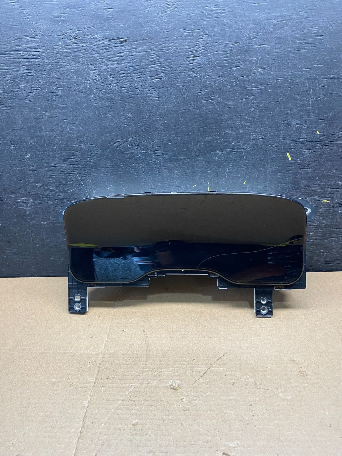 2005 to 2006  Lincoln Navigator Speedometer Gauge Cluster q9510 DG0