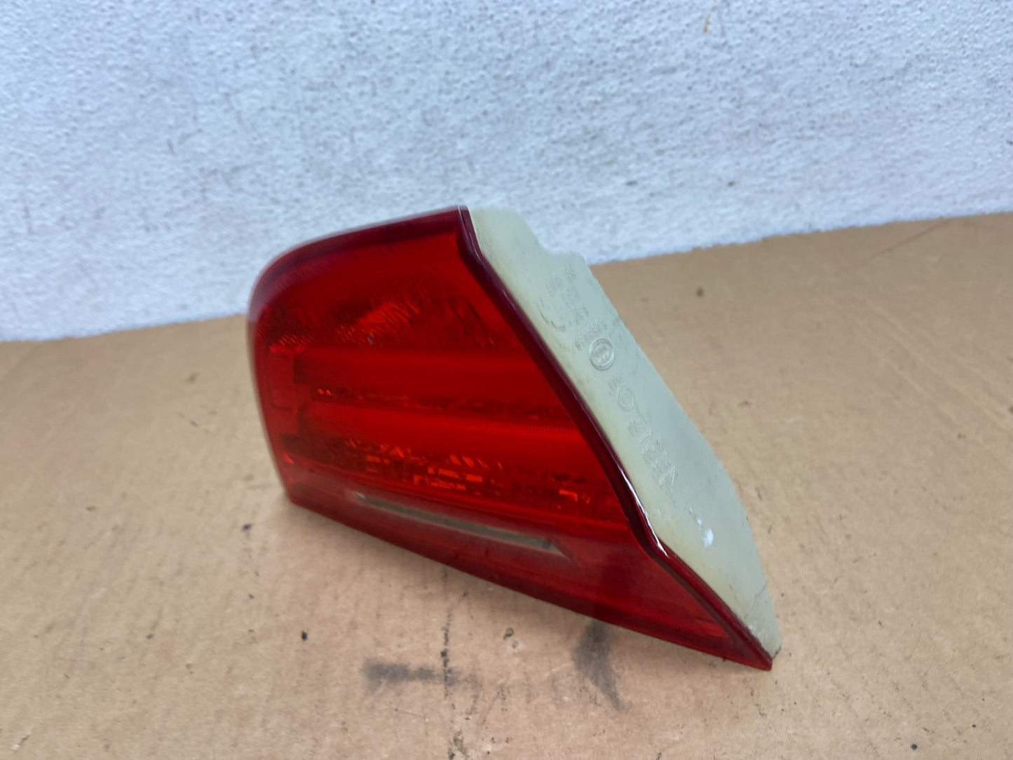 2009 2010 2011 BMW 3 328i 335i E90 Left Driver LH Tail Light Inner AD2712 DW1