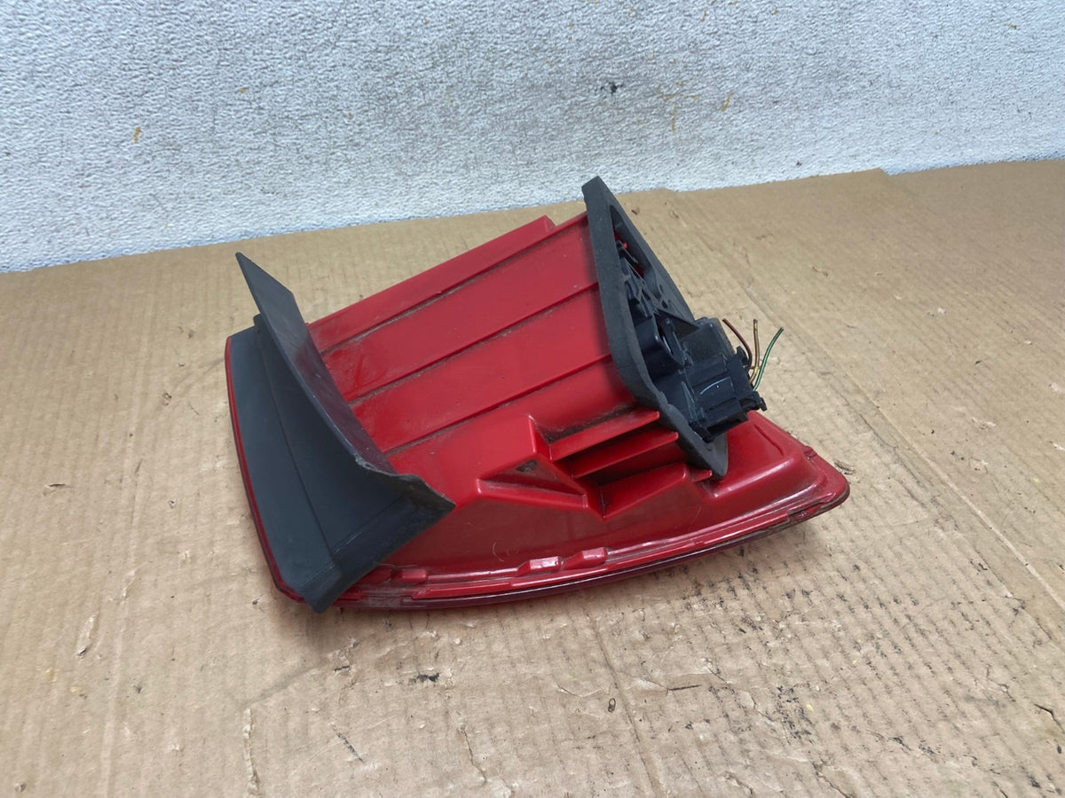 2011 to 2014 Volkswagen Jetta Right Passenger Rh Side Tail Light AI6860 LK5