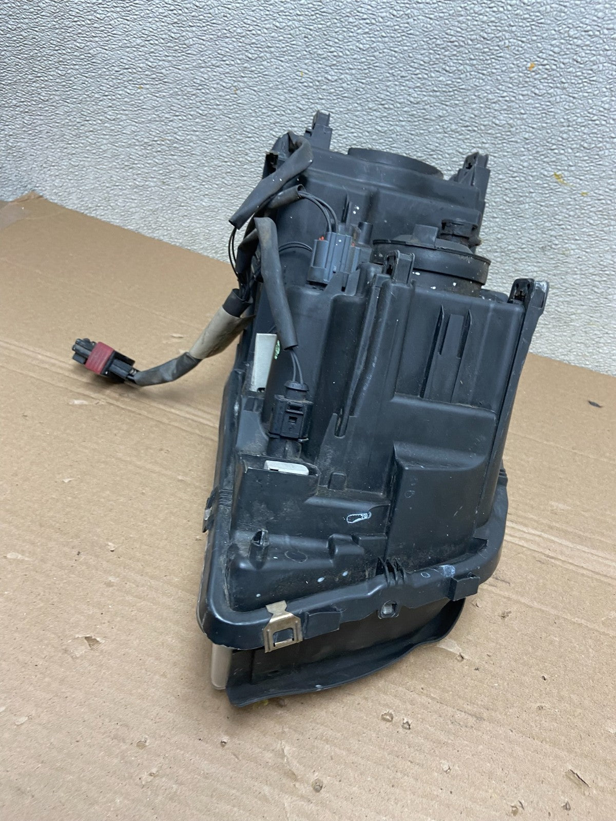 2003-2013 Volvo XC90 Left Driver LH Side Halogen Headlight Oem AB1011 DW7