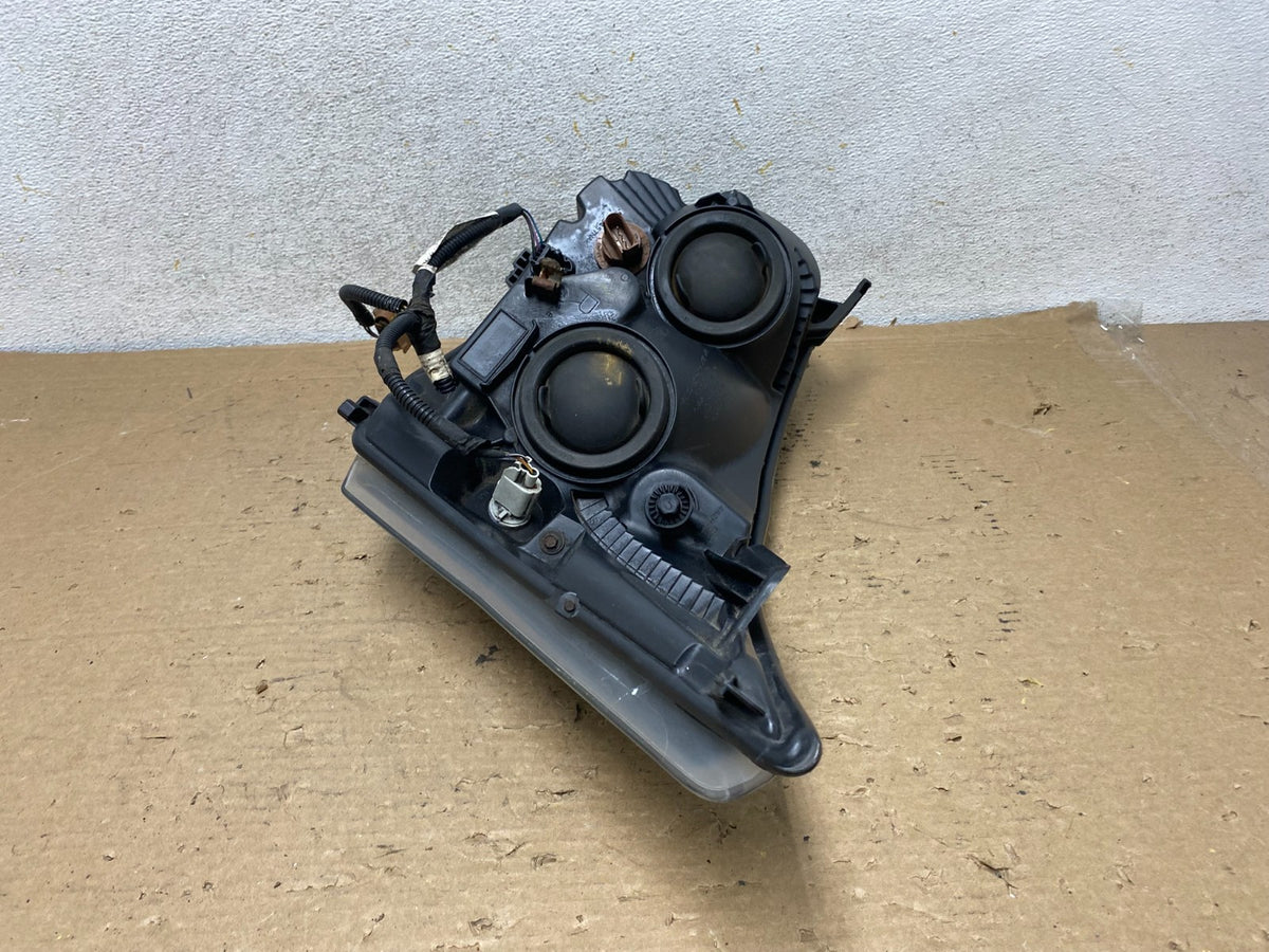 2015-2019 Ford Transit VAN Right Passenger Halogen Black Headlight AH9270 DW8