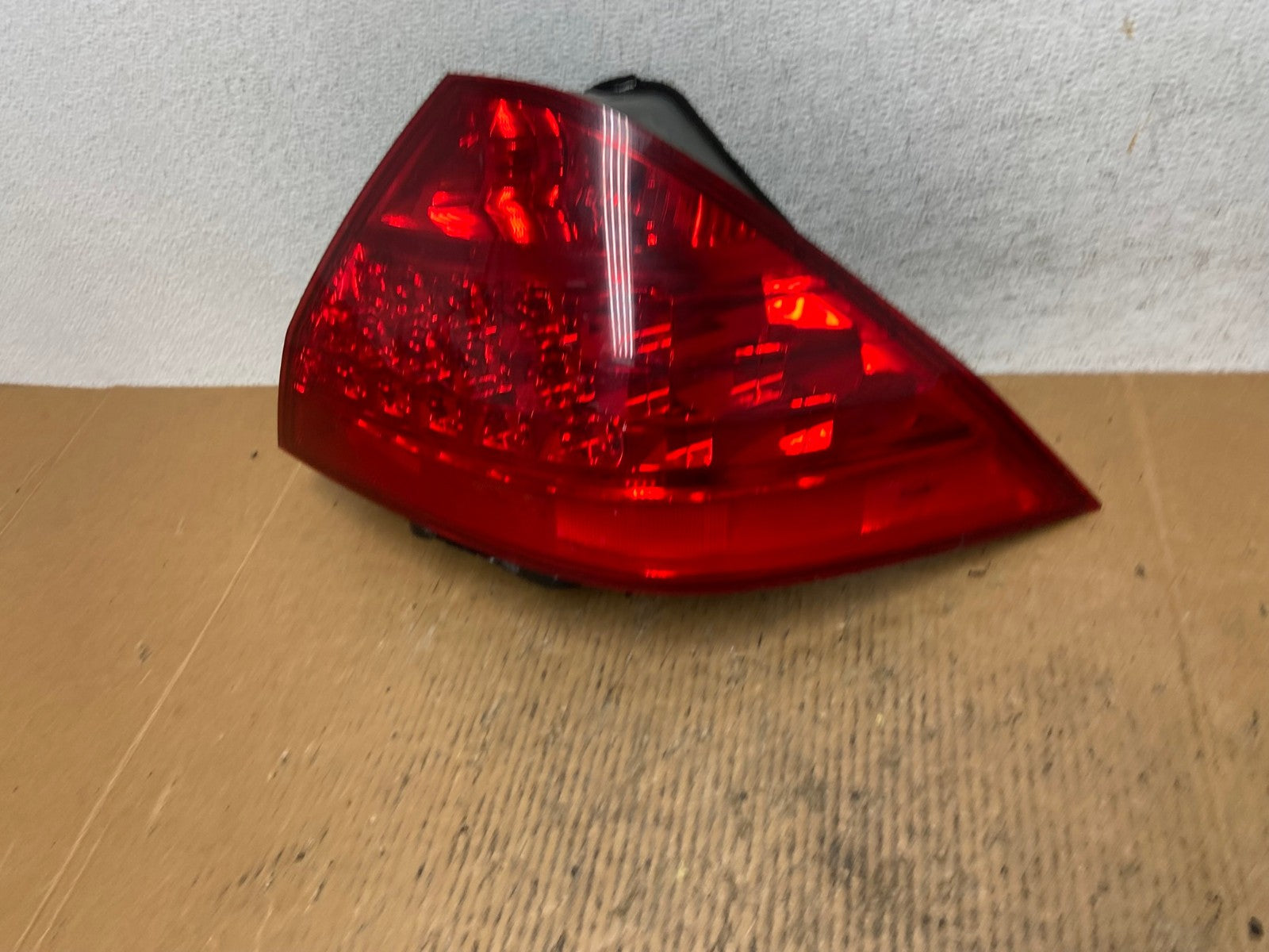 2006 - 2007 Honda Accord Right Passenger Side Tail light AE1465 LK1