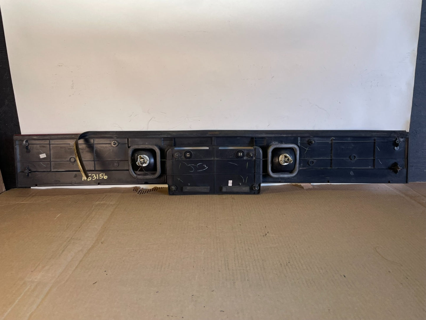 1994 Mercury Cougar XR7 Rear Trunk Center Tailgate Tail Light Panel AG3156 DG3