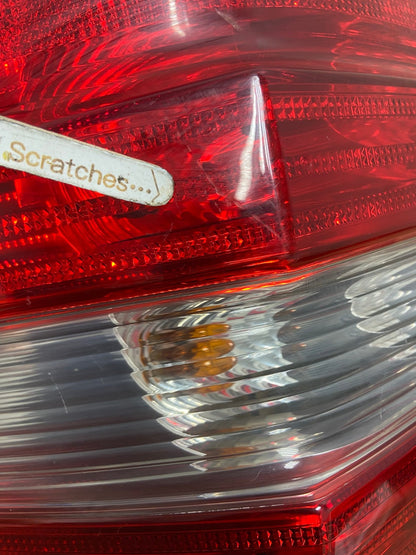 2006 - 2008 Mercedes ML 350 Ml-Class Right Passenger Tail Light AI6975 LK3
