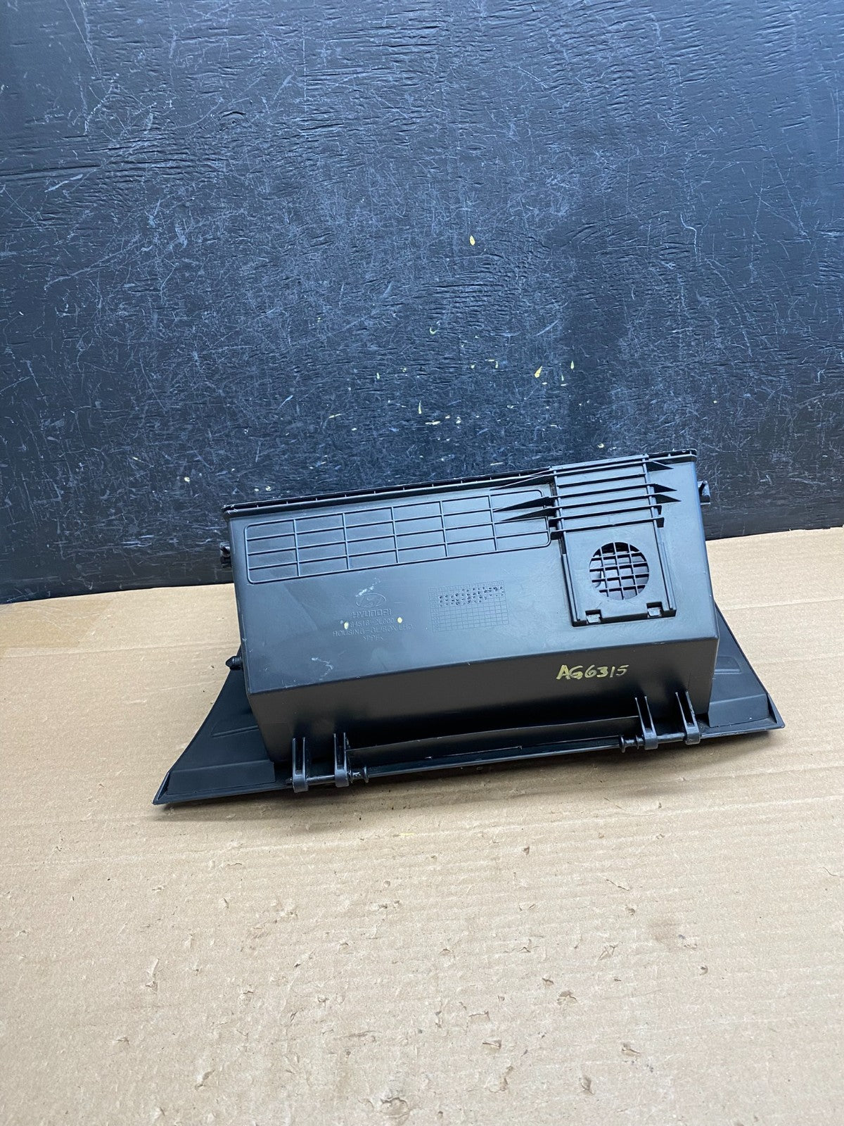 2009 to 2012 Hyundai Elantra Right Passenger Side Glove Box AG6315 DG4