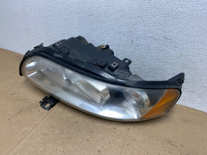 2005 to 2009 Volvo S60 Left Halogen Driver Side Headlight AE9247 DW1