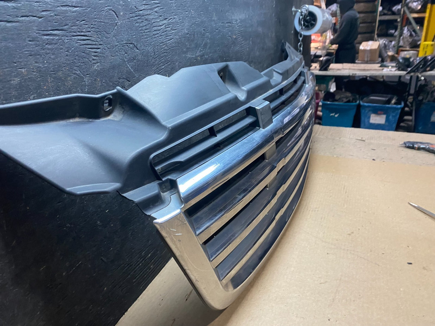 2009 to 2011 Freightliner Sprinter Front Upper Chrome Grill Grille v6948 DG2