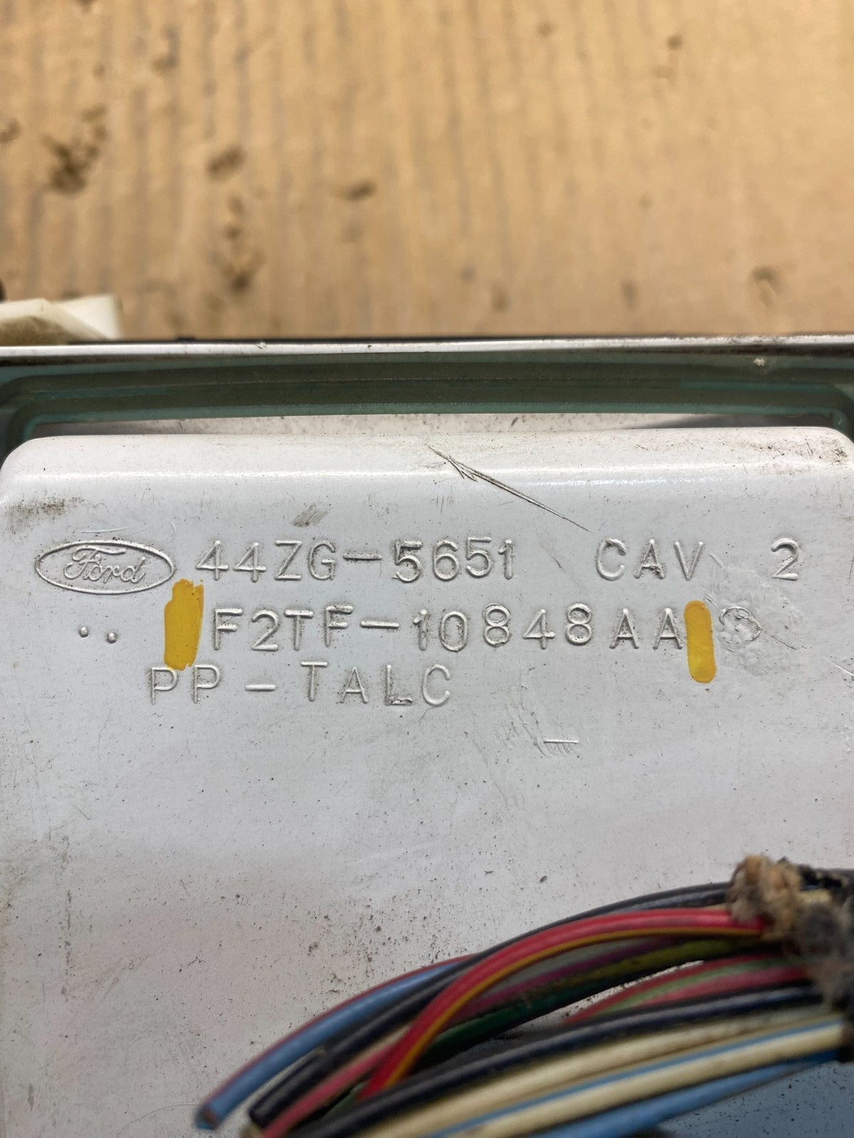 1992 to 1997 Ford F250 F350 Speedometer Cluster Gauge ad1750 DG5