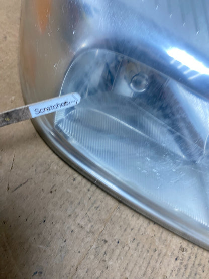 2005 - 2009 Pontiac Montana / Uplander Right Passenger Headlight AD4682 DW3
