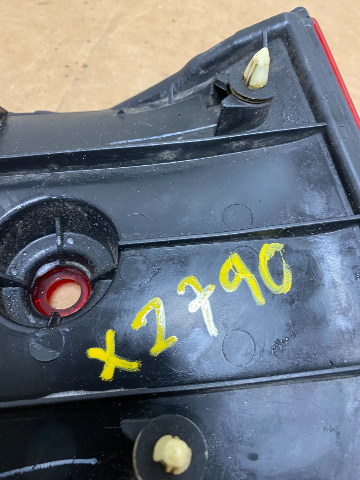 1999 2000 2001 Honda Odyssey Right Passenger RH Tail Light Inner OEM X2790 DW10