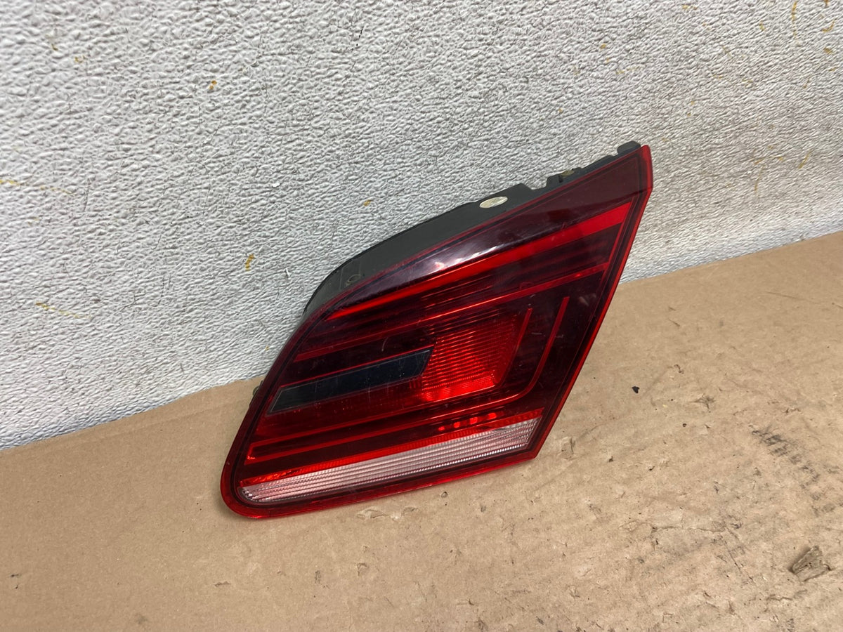 2013 - 2017 Volkswagen CC Right Passenger RH Side Inner Tail Light AI0980 LK2