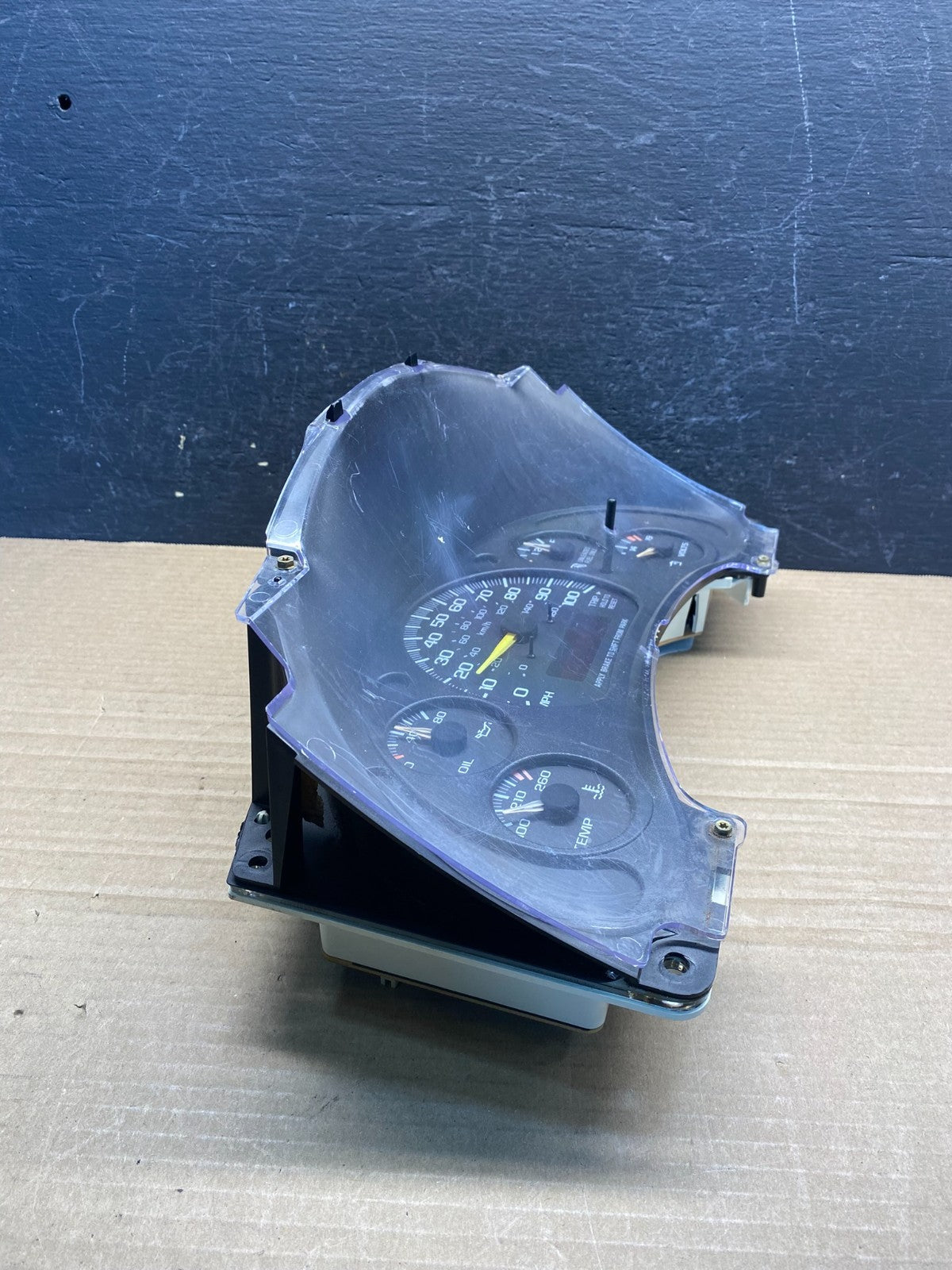 1996 to 2000 Chevrolet Express Speedometer Cluster Gauge AF3820 DW1