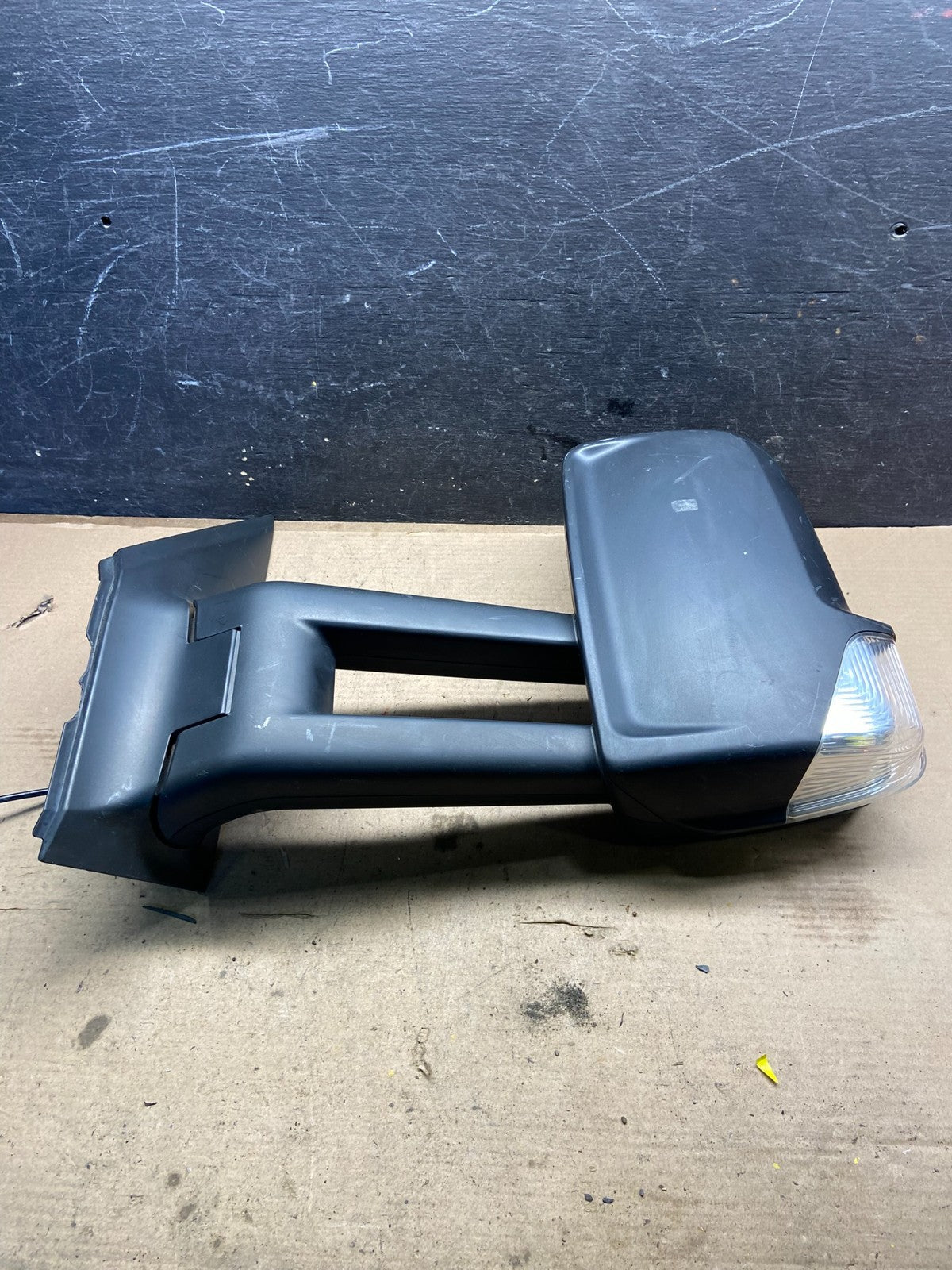 2007 to 2018 Mercedes-Benz Sprinter Left Driver Side View Door Mirror Q6030 DG5