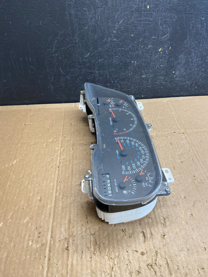 2000-2001 Dodge Ram 1500 Instrument Speedometer Gauge Cluster AD6891 DG2