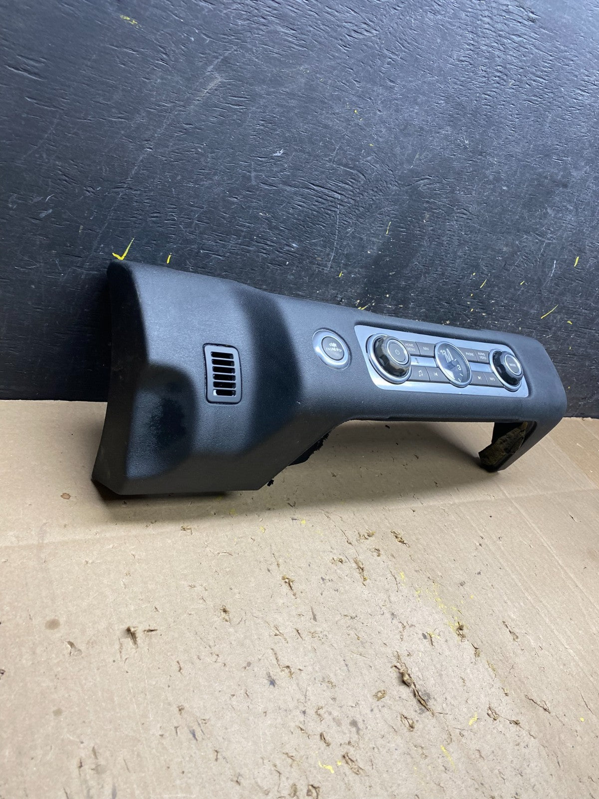 2010-2011 Land Rover Range Rover LR4 Radio Media Infotainment Controls u5043 DG1