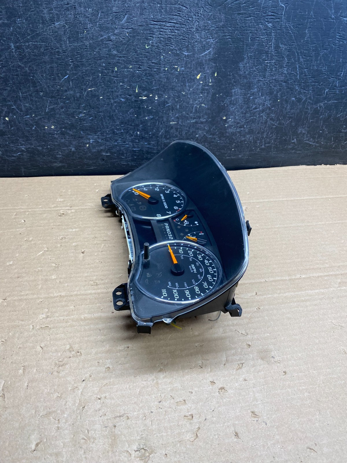 2009 to 2012 GMC Canyon Instrument Cluster Speedometer AG6295 DG2