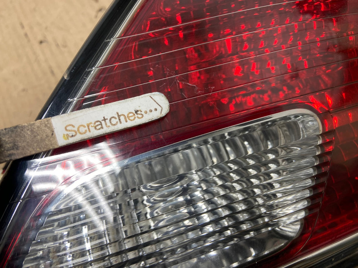 2002 2003 2004 Lexus Es300 Es330 Right Passenger Inner Tail Light AH5866 LK3