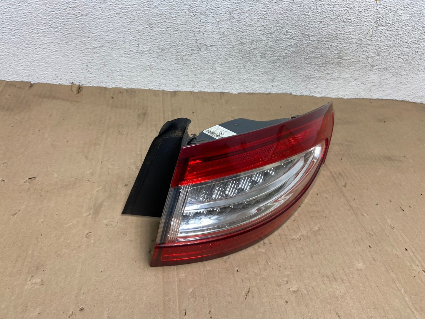 2013 to 2016 Ford Fusion Right Passenger RH Side Tail Light AE9147 LK2