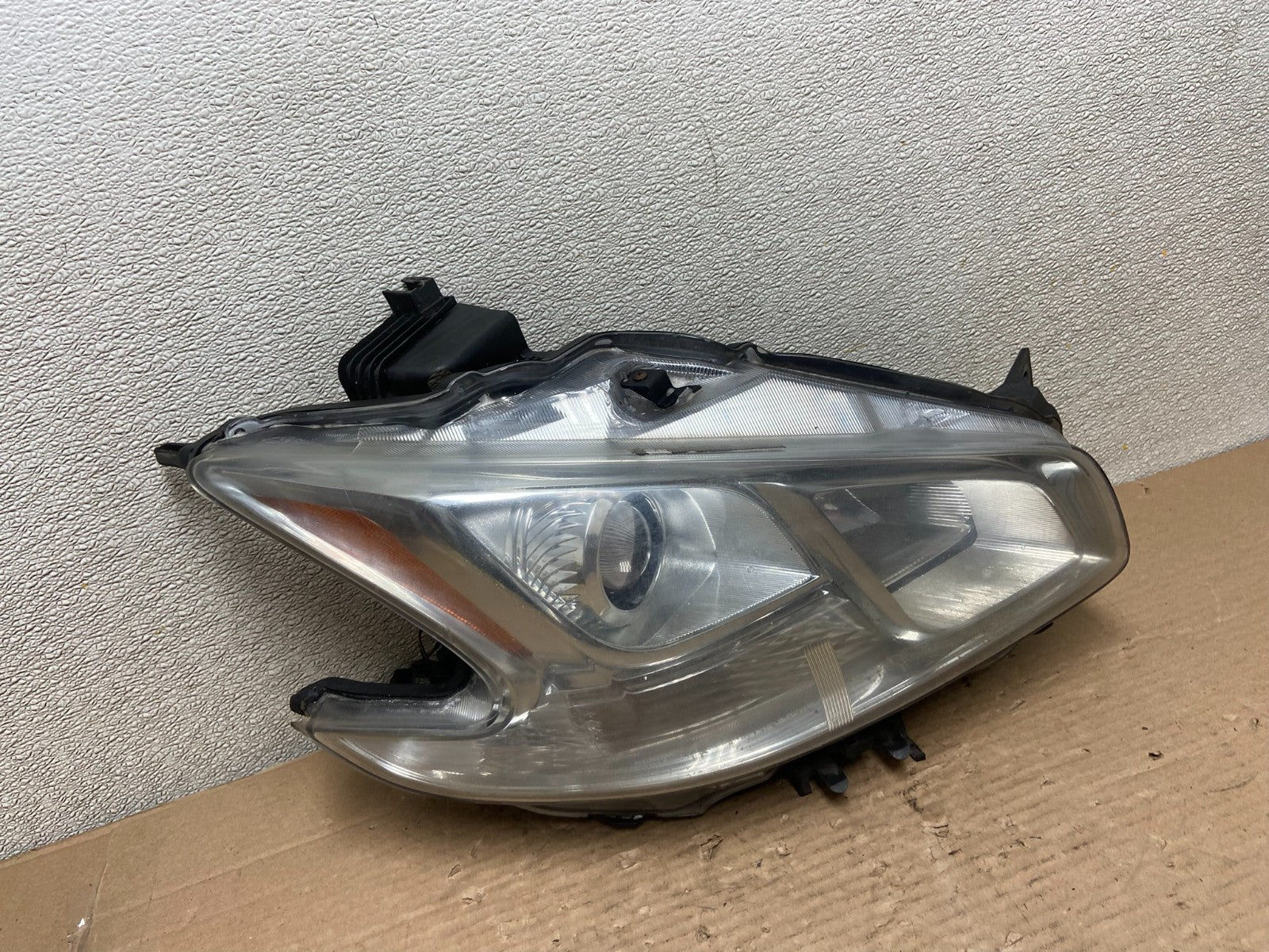 Halogen 2009-2014 Nissan Maxima Right Passenger Headlight AA9402 DW0