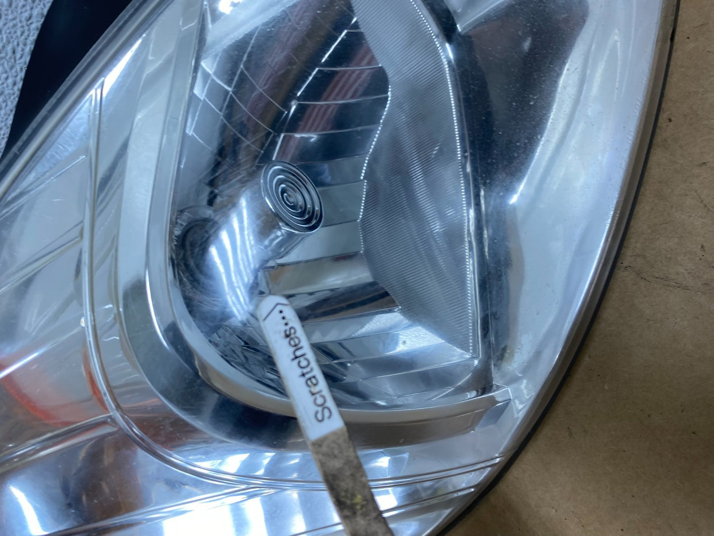 2006 to 2011 Hyundai Accent Sedan Left+Right Halogen Headlights AE2997 DW3