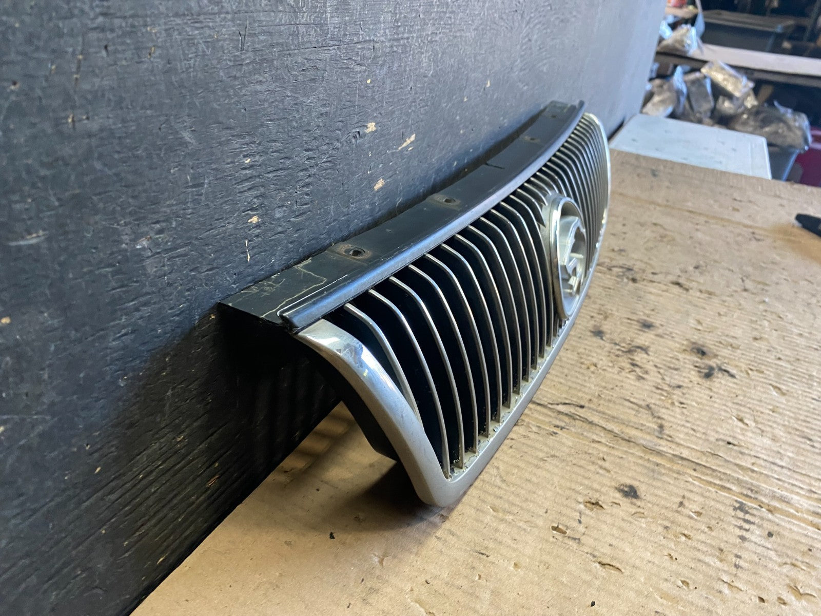1991 1992 1993 Mercury Cougar Front Upper Grille Grill Q0374 DG2