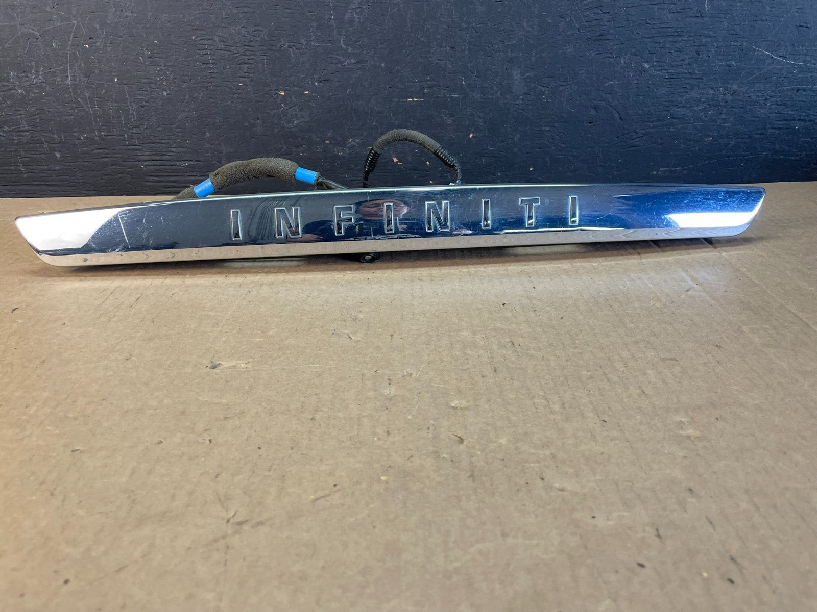 2013 to 2017 Infiniti QX60 JX35 Rear Trunk Spoiler Finish Panel Molding AD0275DG0