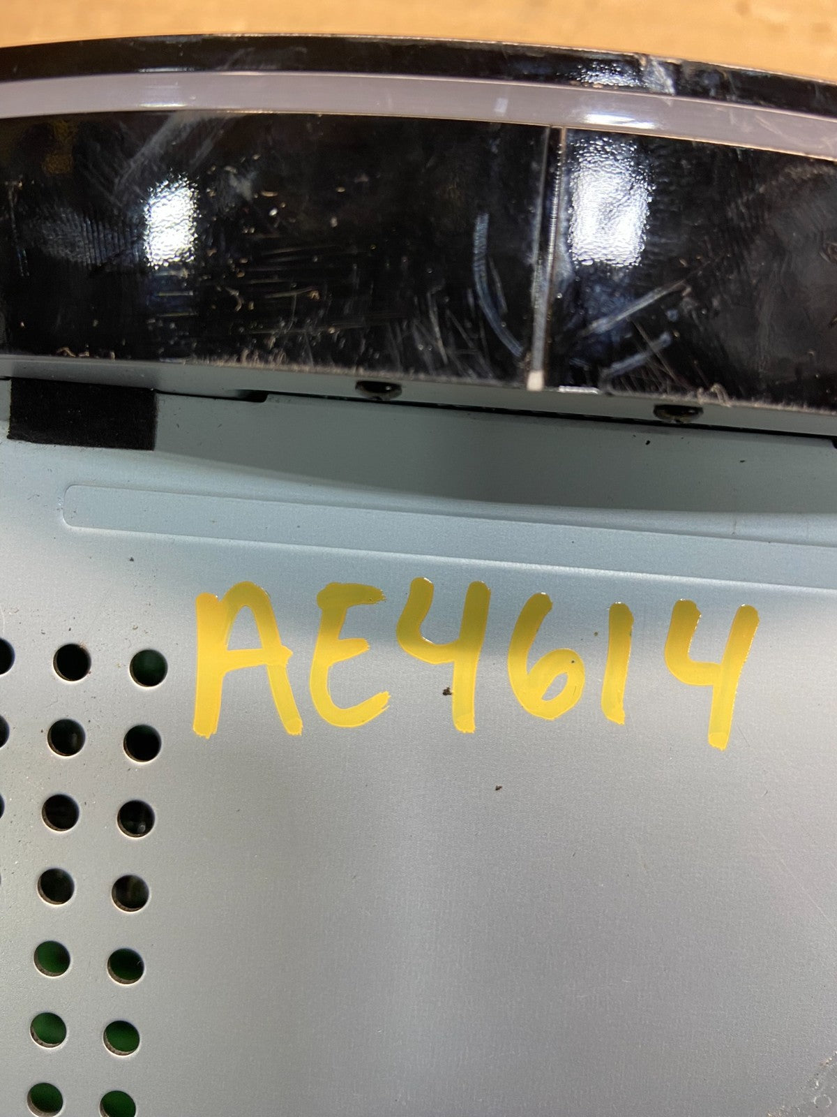 2013 2016 Chevy Sonic Radio Receiver Display Screen AM FM MP3 AE4614 DG7