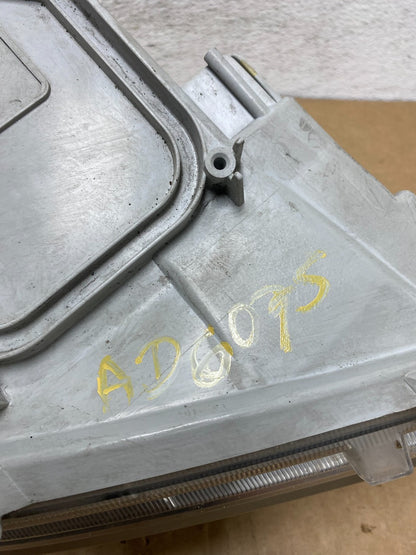 2007 2008 2009 Toyota Yaris Left Driver LH Halogen Headlight AD6075 DW12