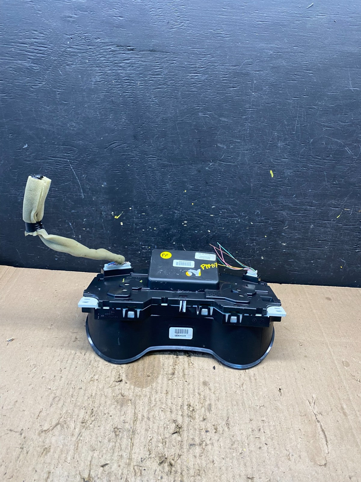 2013 Nissan Pathfinder Speedometer Cluster Gauge OEM  P1787 DG5