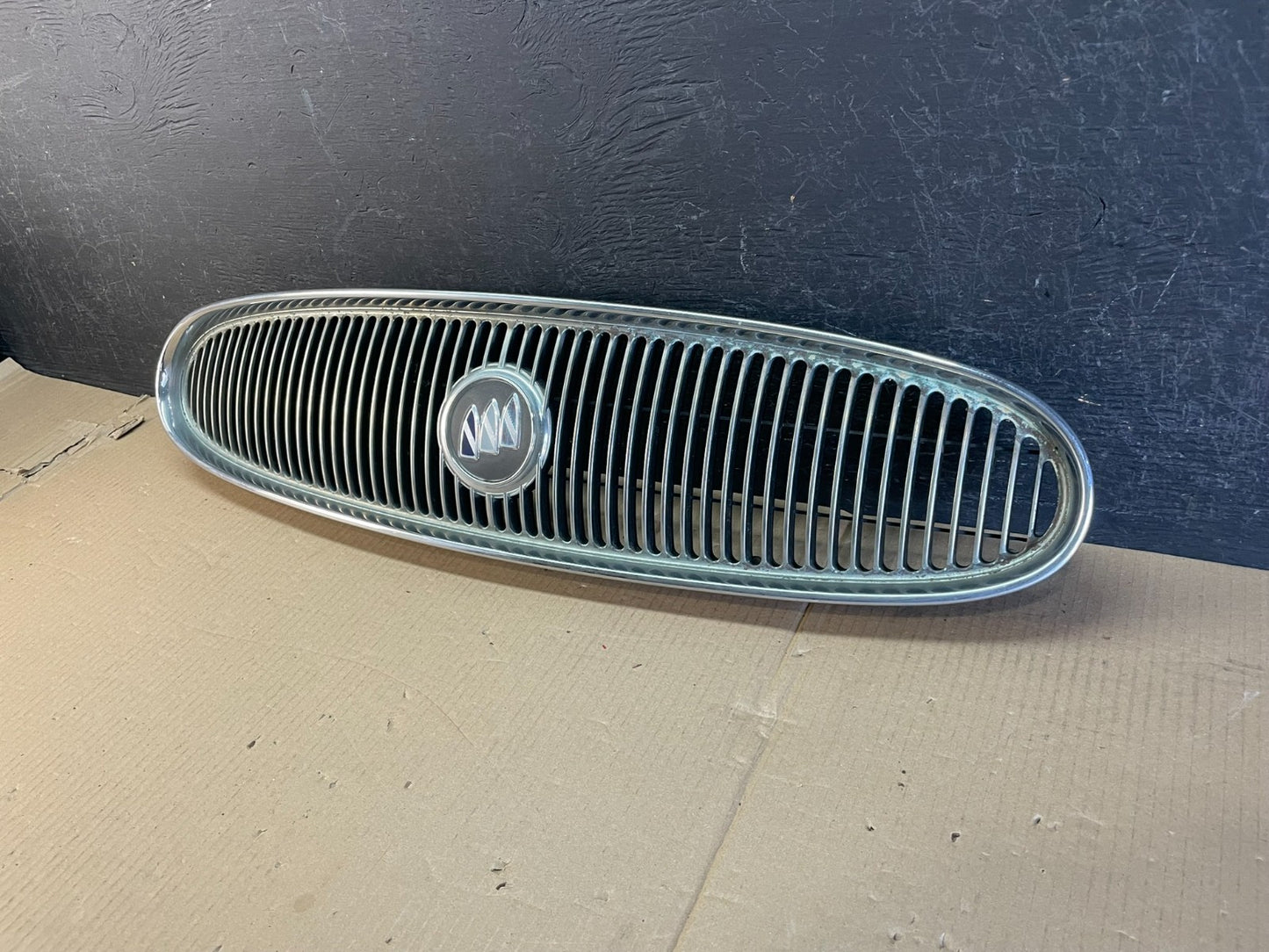 2000 to 2005 Buick Lesabre Front Chrome Upper Grill Grille AE3589 DG1