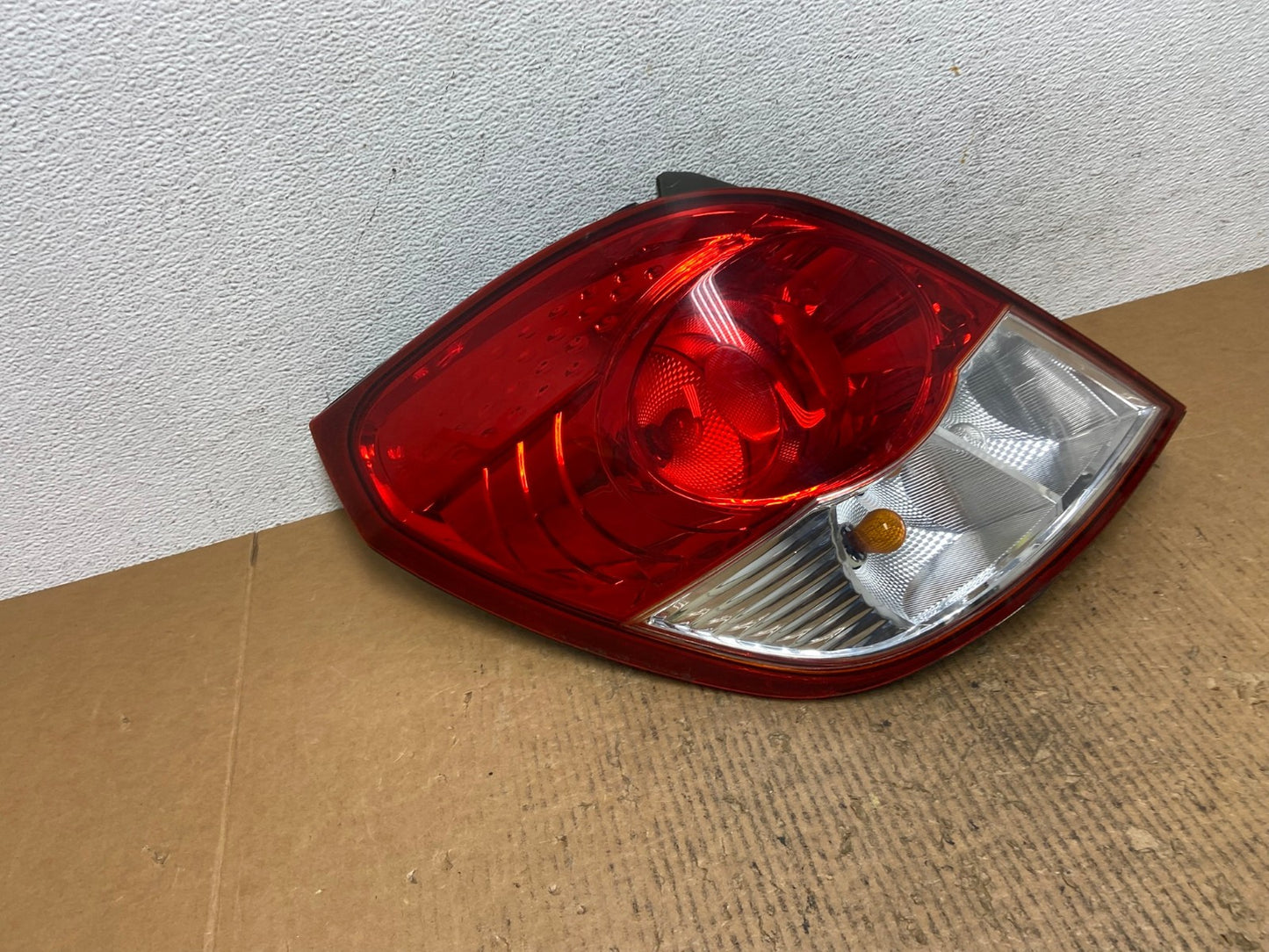 2008 2009 2010 Saturn Vue Left Driver Lh Tail Light Side AE1529 LK2