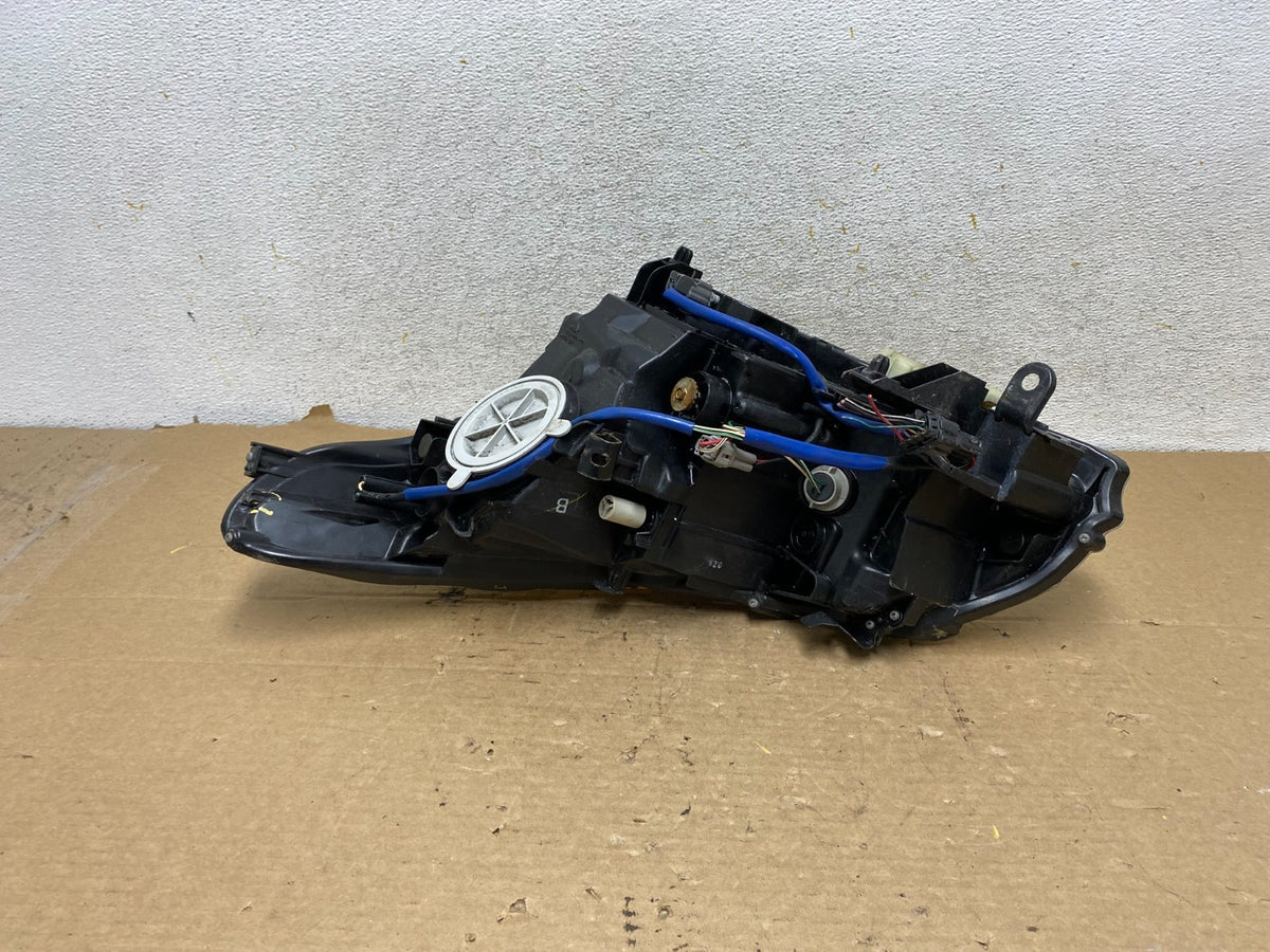 2010-2012 Infiniti G37 Right Passenger Side Xenon HID Headlight AH8168 DW7