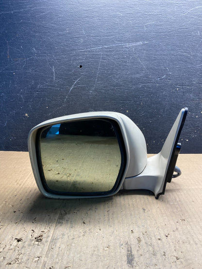 2004 2005 Lexus LX470 Left Driver View Door Mirror OEM AB0352 DG9