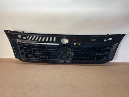 2016 to 2018 Volkswagen Passat Front Upper Grill Grille AJ1282 DG3