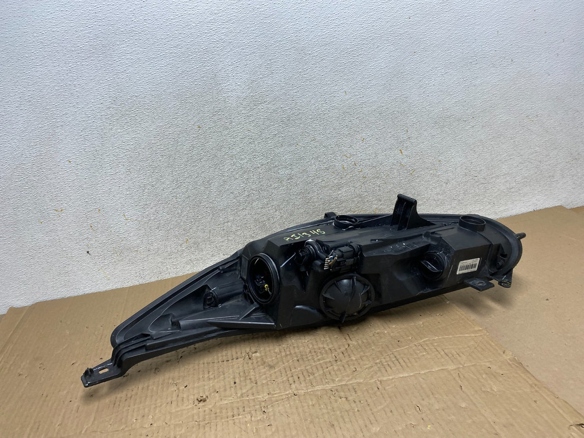 2014 to 2019 Ford Fiesta Right Passenger RH Halogen Headlight AI1348 DW5