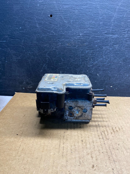 2004-07 Chevrolet Express ABS Pump Control 13567136 Module AH7234 DW1