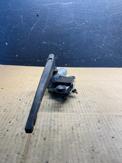 2004 to 2010 BMW X3 E83 Rear Windshield Wiper Motor AA7731 DG2